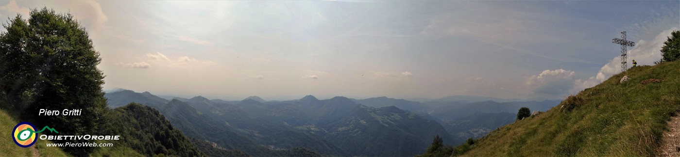 54 Ormai prossimi alla cima del Suchello.jpg